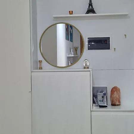 Esi Апартаменты